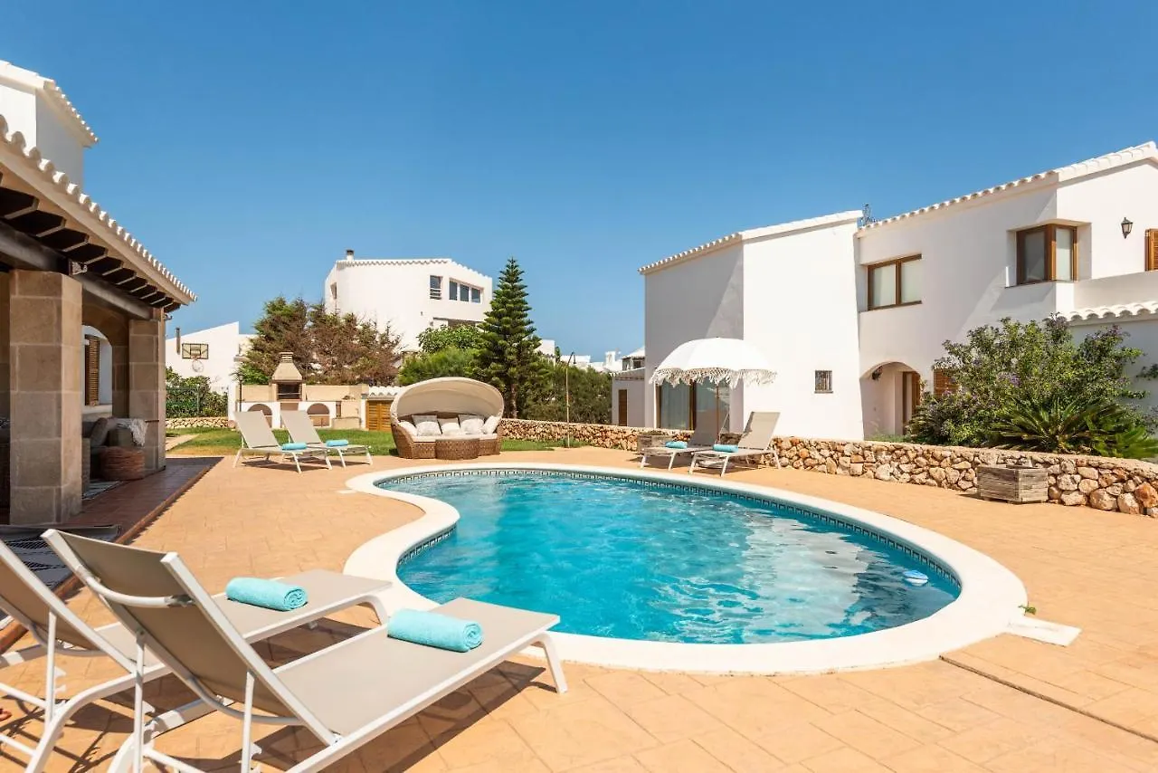 Lasaienea 4 Bedroom Villa, Cala Morell Spain