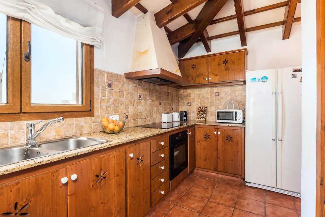 Villa Lasaienea 4 Bedroom Villa, Cala Morell
